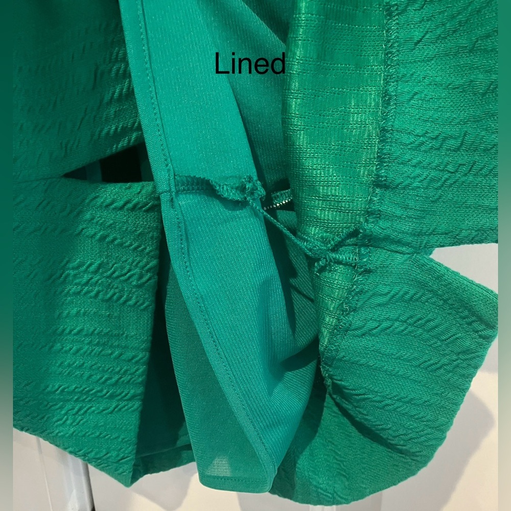 Lilly Pulitzer size M Elsey Knit Top green ruffle collar puff sleeves. - Picture 12 of 14